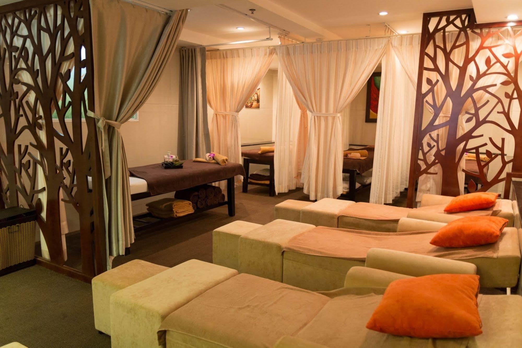 Valentine Luxury Hotel - 31 Bui Vien Street Ciudad Ho Chi Minh  Exterior foto